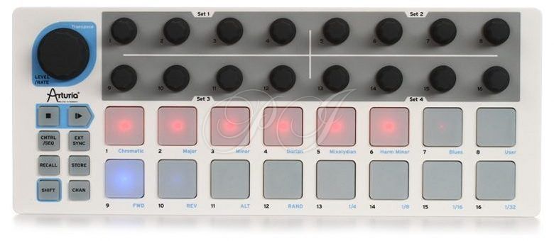 MIDI-контроллер Arturia BeatStep