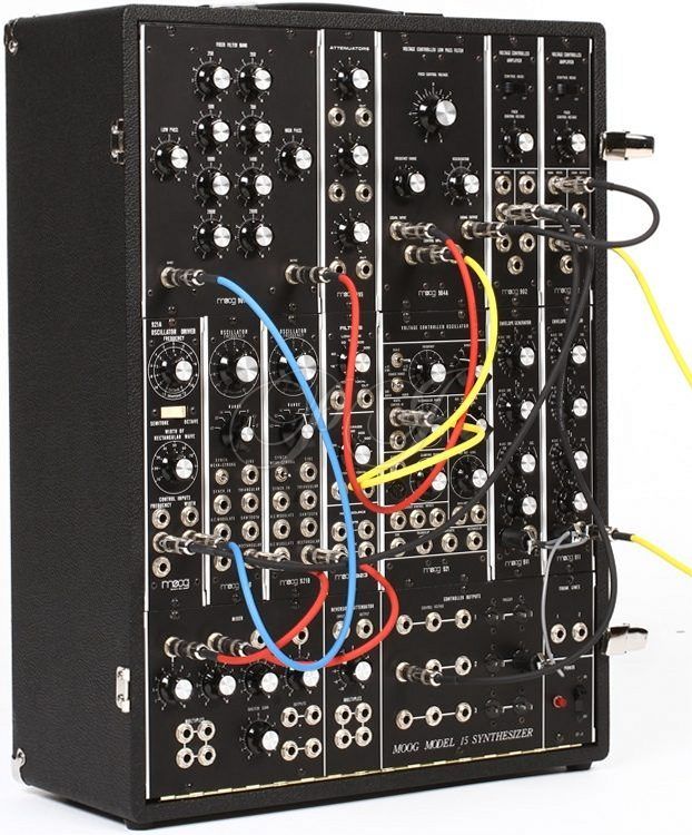 Звуковой модуль Moog Model 15