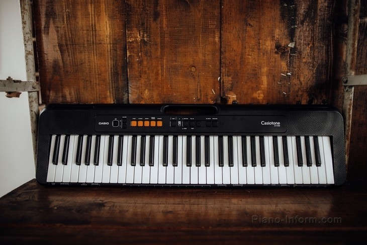 Синтезатор Casio CT-S100