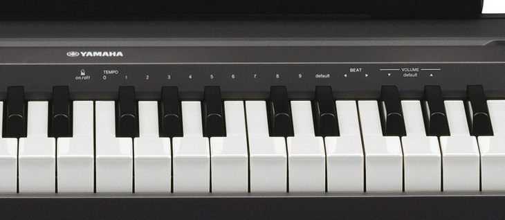 Панель управления метрономом на Yamaha P45B