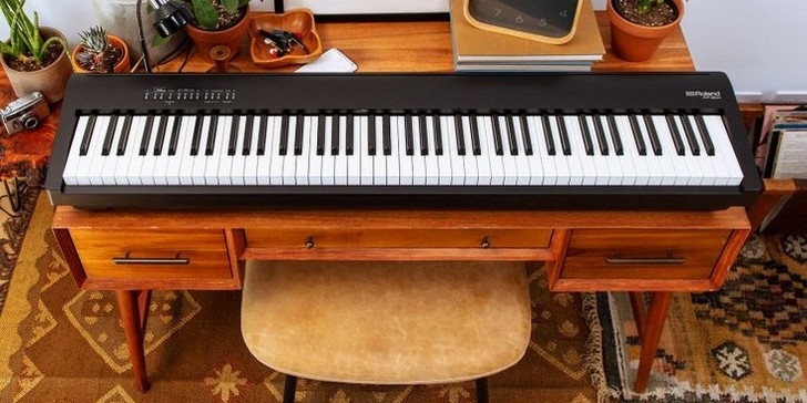 Roland FP-30X. Огляд компактного цифрового піаніно