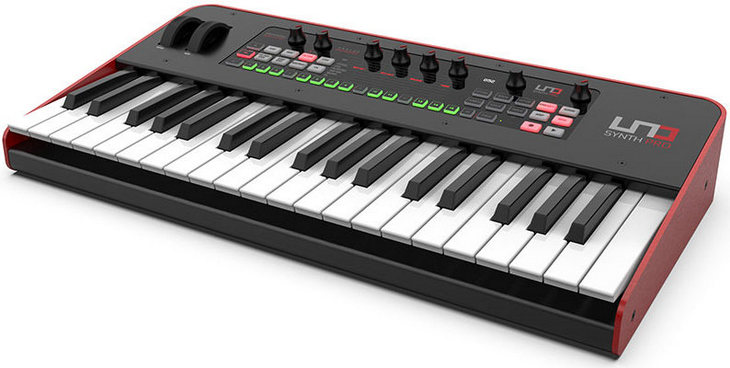 IK Multimedia UNO Synth Pro